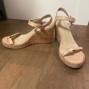 GAP nude wedges
